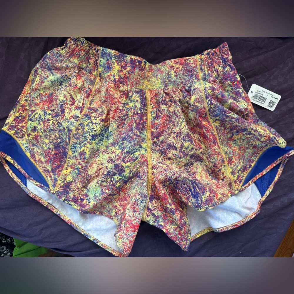 Lululemon Seawheeze Shorts Size 8 Tall